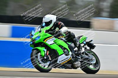 media/Apr-18-2025-TrackDaz (Fri) [[45f5874c44]]/B Group/Session 4 (Turn 6 - Outside)/